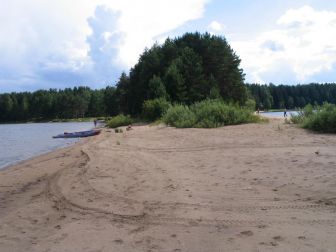 с этой вот косы нас и поперли