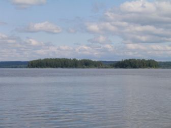 остров Зосима и Савватия, так напугавший нас прошлой ночью